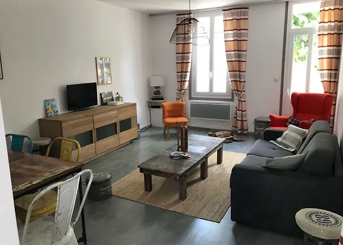 26 Avenue Des Tilleuls * 로양