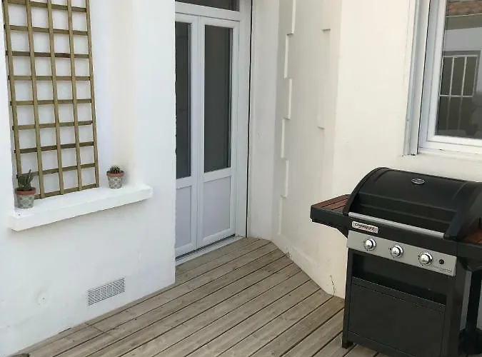 26 Avenue Des Tilleuls 로양